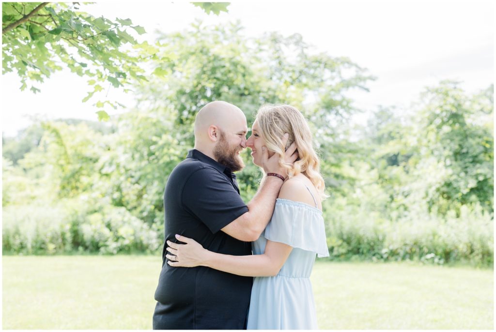 engagement session at gallant woods park in delaware 